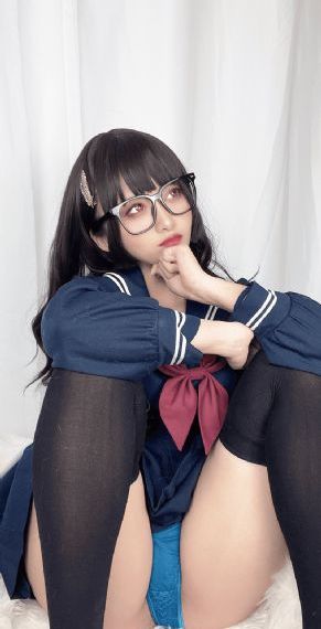 强迫清冷美人受胯下承欢_HD高清在线观看