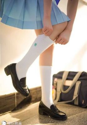 正在播放多人紧缚调教_高清在线播放
